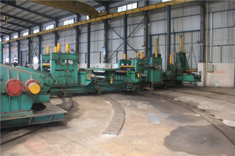 螺旋管生產(chǎn)機(jī)組